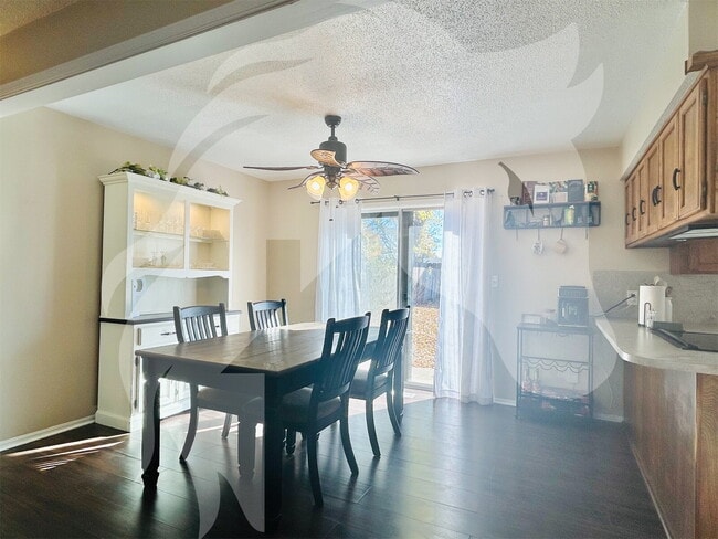 Building Photo - "Cozy Comfort Awaits: 3-Bedroom Home with Fireplace on Twilight Ave, Enid, OK!"