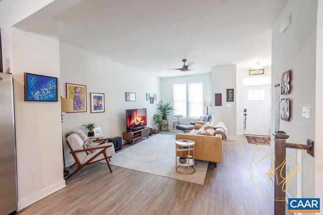 Building Photo - 3478 Steamer Dr