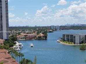 Building Photo - 18151 NE 31st Ct