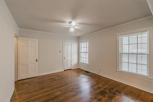 Building Photo - 4219 Calmont Ave