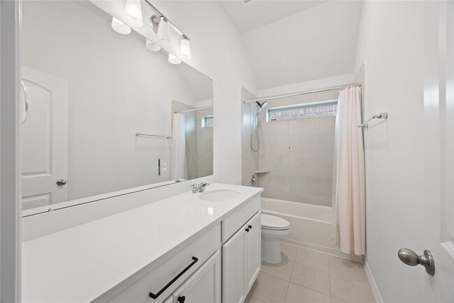 Building Photo - 27507 Aster Grn Dr