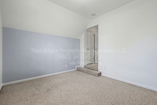 Building Photo - 14633 Provence Ln