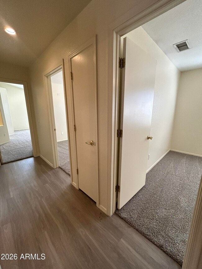 Building Photo - 51 N Del Pueblo Pl