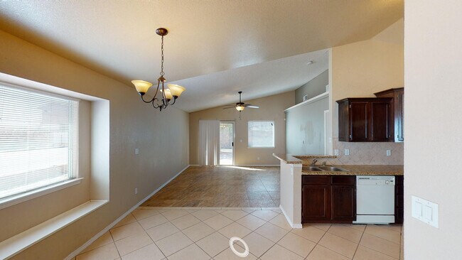Building Photo - 14336 Desert Sage Dr