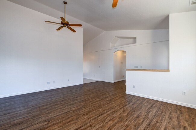 Building Photo - Home for Rent in Prescott Valley!