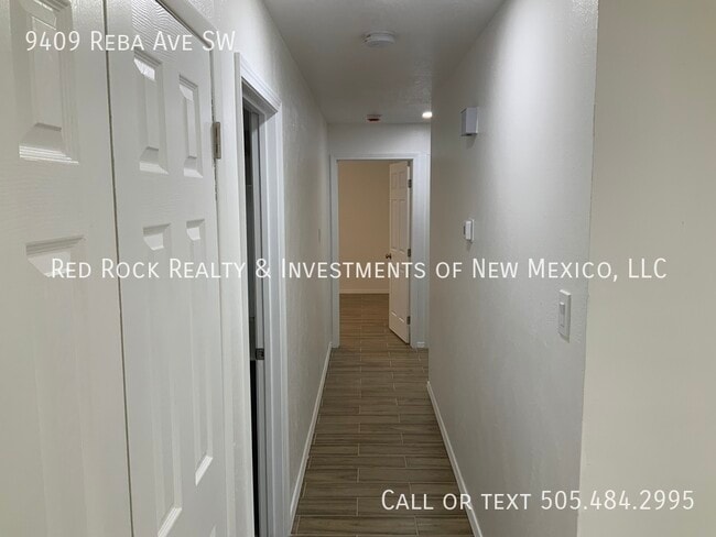 Building Photo - 9409 Reba Ave SW