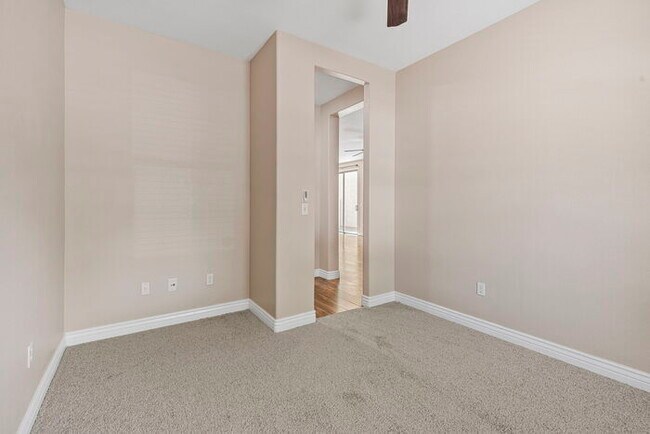 Building Photo - 3828 E Jasper Dr