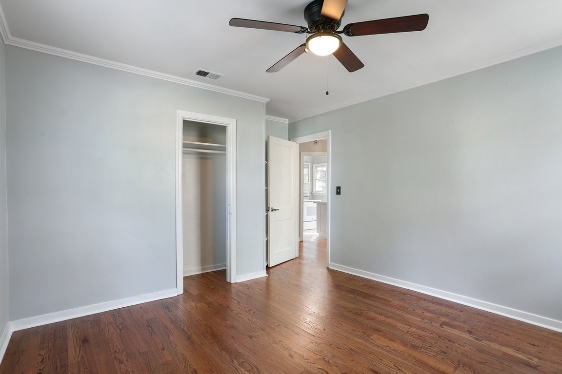 Building Photo - 1923 New Mexico St