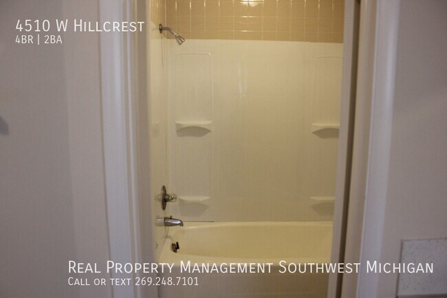 Building Photo - Four Bedroom Home Near Andrews University