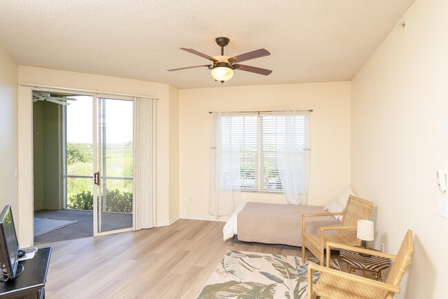 Building Photo - 4010 Grande Vista Blvd
