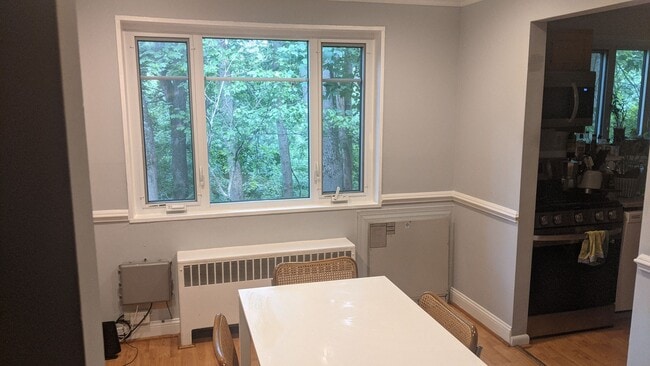 Building Photo - Great 2BR located in Northern Bethesda
