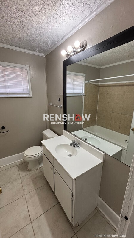 Building Photo - 4694 McCrory Ave