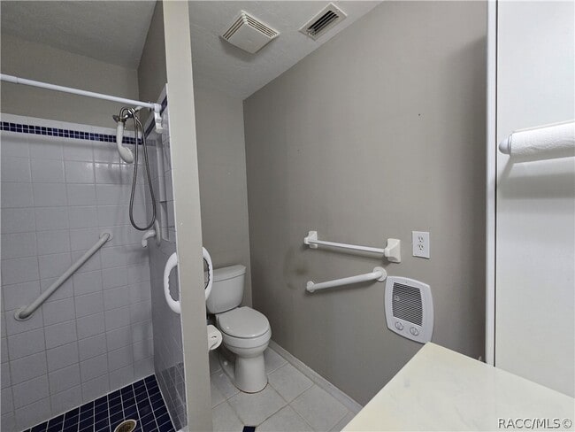 Building Photo - 2280 N Hardee Point