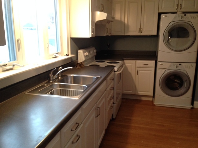 Kitchen with w/d - 322 Coolidge Ave