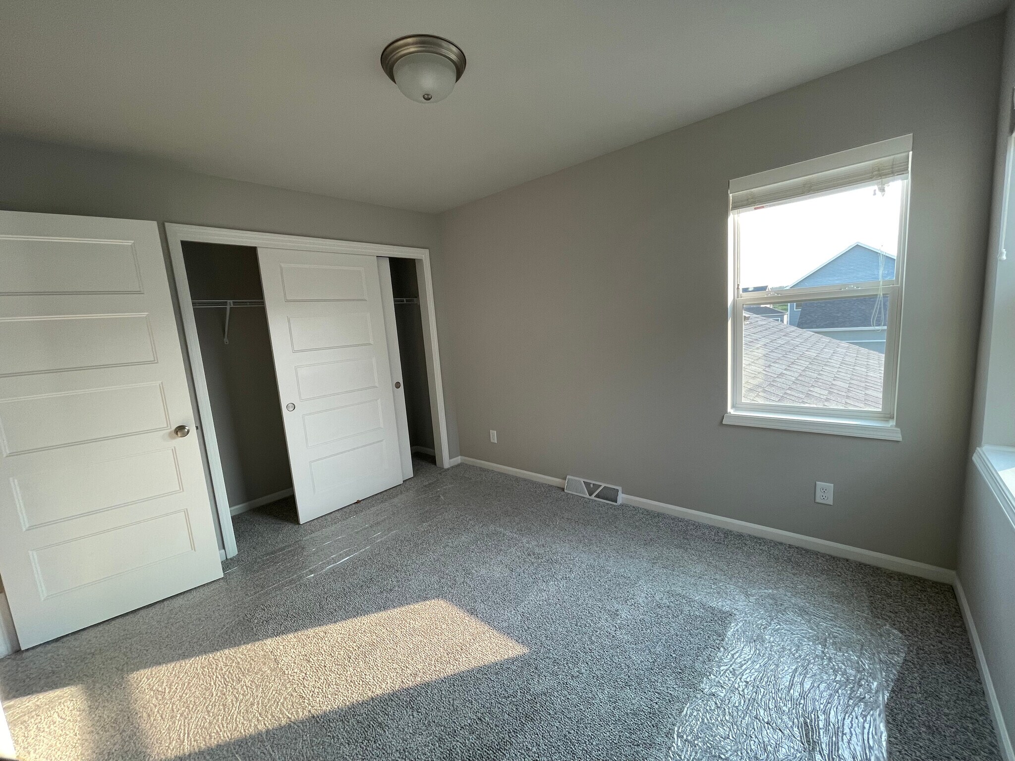 Building Photo - 718 Sugar Maple Ln