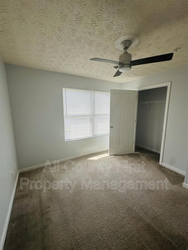 Building Photo - 5303 Fairington Club Dr