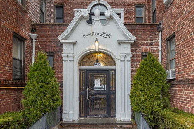 Building Photo - Georgian Hall