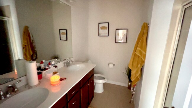 Building Photo - 605 Sweet Bonnie Ln