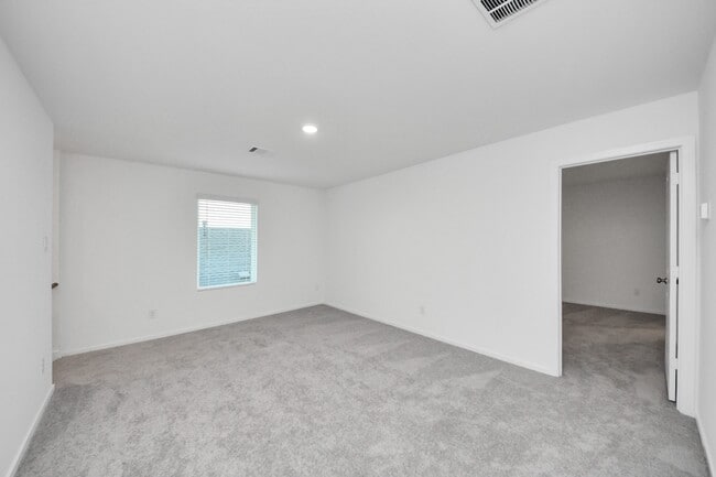 Building Photo - 3009 Blue Gem Ct