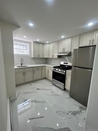 Building Photo - 147-31 229th St