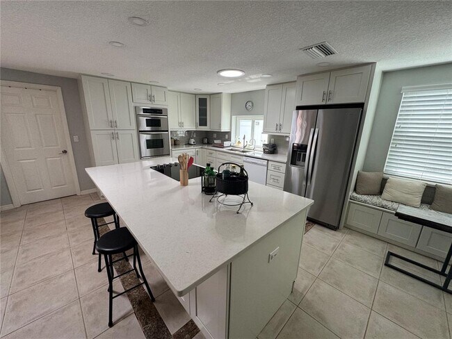 Building Photo - 1446 Strada D Oro
