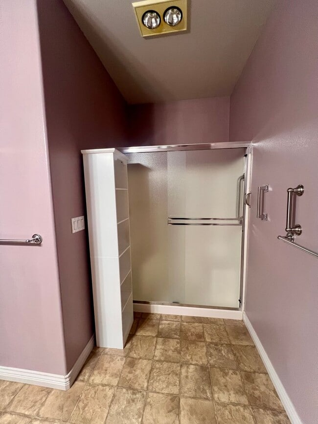 Building Photo - Cozy 2Bd 2Ba El Dorado Condo in Bellingham...