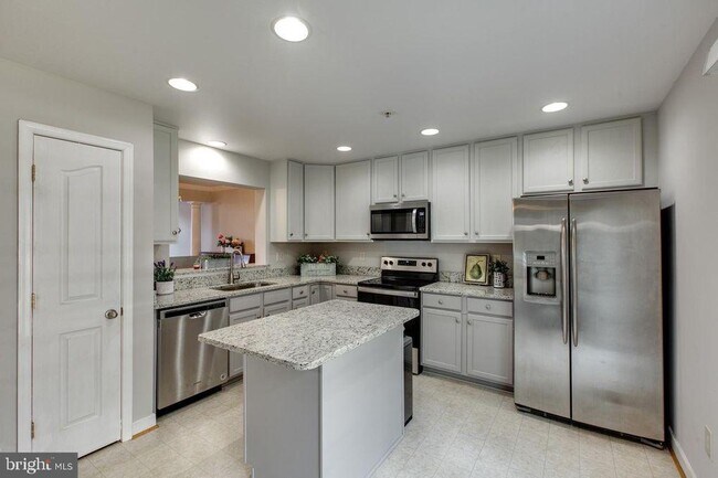 Building Photo - 1207 Pear Blossum Ct