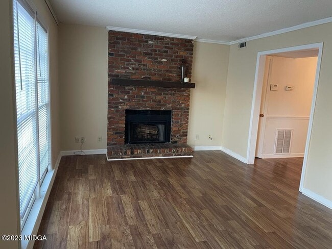 Building Photo - 5161 Nisbet Dr