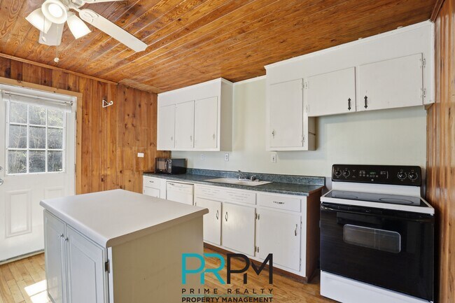 Building Photo - 101 Bagwell Dr