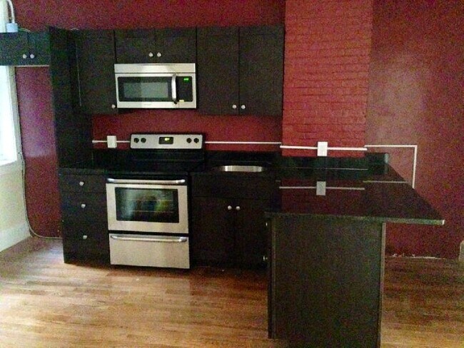 Primary Photo - 155 Endicott St
