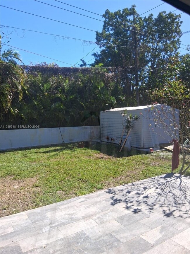 Building Photo - 12253 SW 82nd Ave