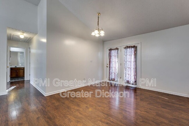 Building Photo - 175 Station Dr