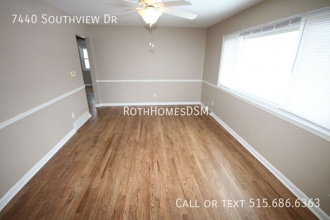 Building Photo - 7440 Southview Dr