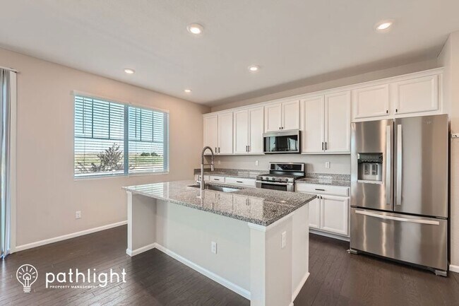 Building Photo - 720 Penstemon Dr