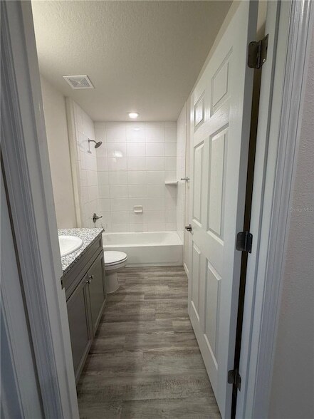 Building Photo - 678 Walkertown Dr