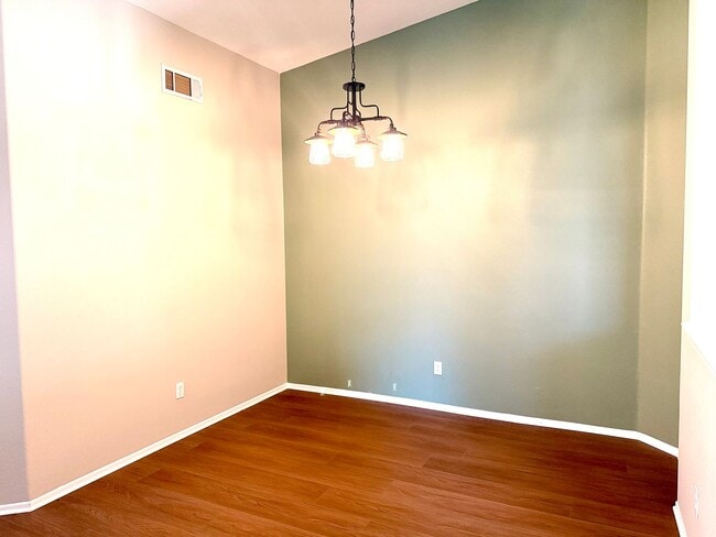 Building Photo - 4 Bed Single Story Home for rent in Wildomar