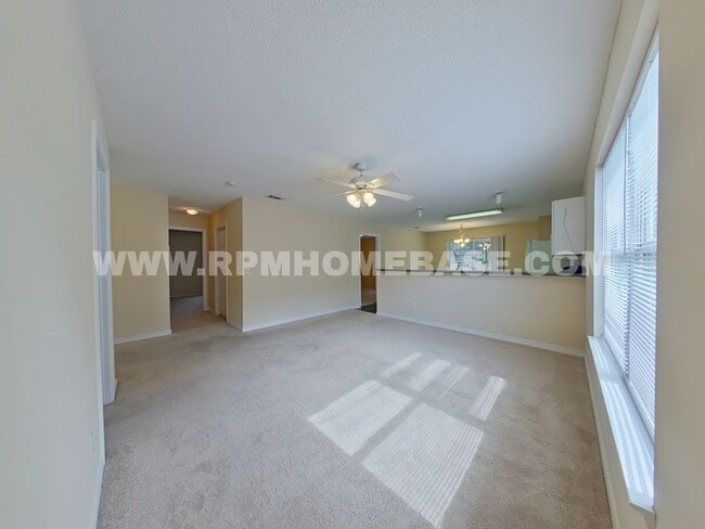 Building Photo - Charming & Well-Located 3-Bedroom Home in Crestview