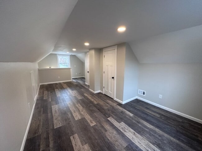 Building Photo - Fully Renovated 3BR Bungalow – Modern, Bright, Move-In Ready!