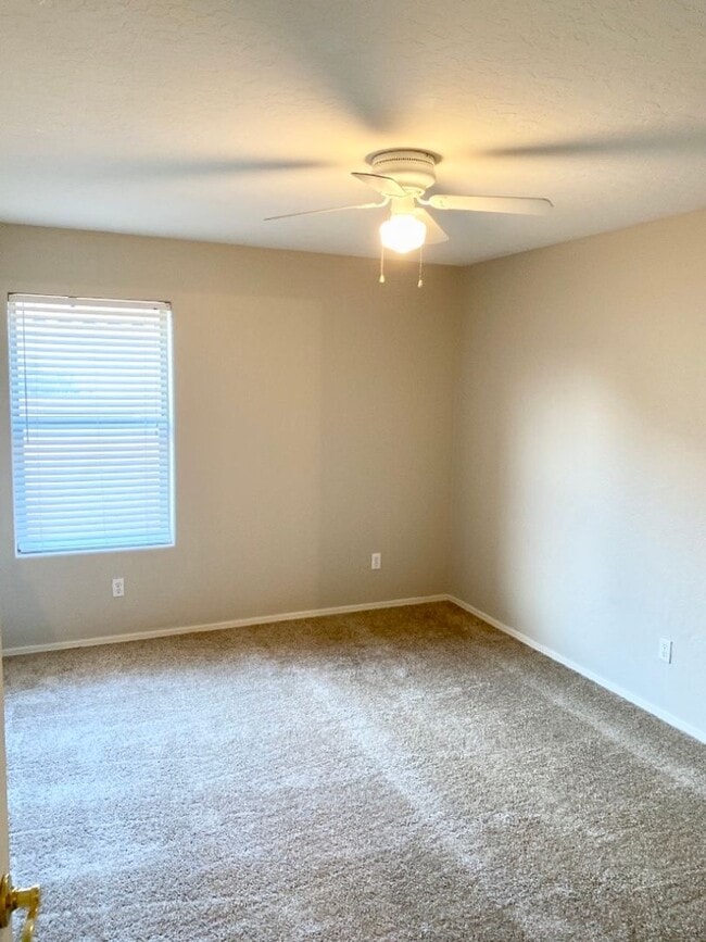 Building Photo - POOL, BBQ, FIRE PIT, AND MORE!