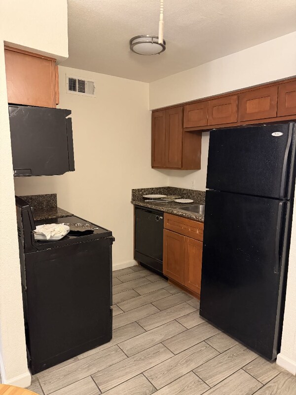 Building Photo - 4444 N 7th Ave