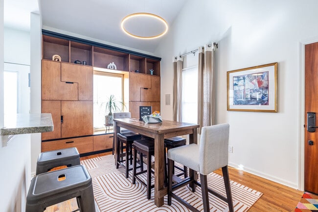 Building Photo - 71 Randolph St NE