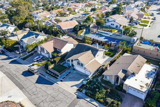 Building Photo - Beautiful Home in Dana Point