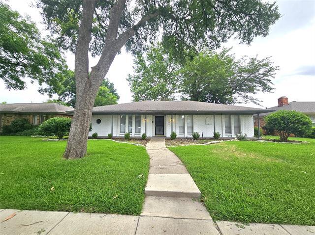 Building Photo - 1304 Oakhill Dr