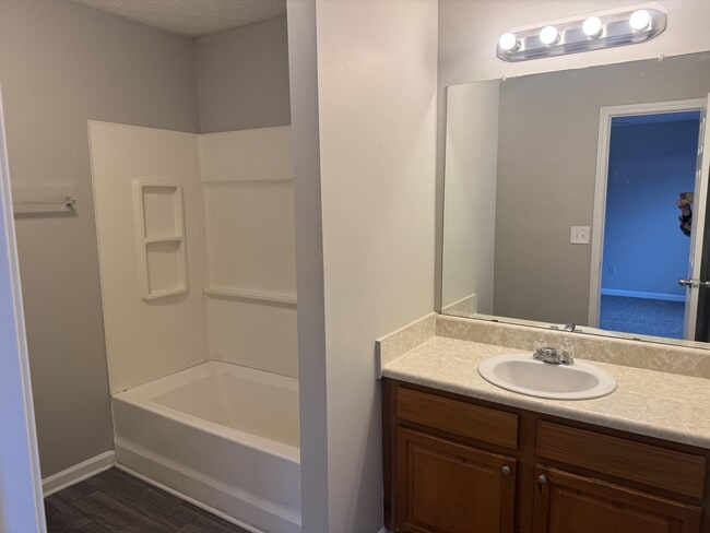 Building Photo - 1725 Carrington Dr