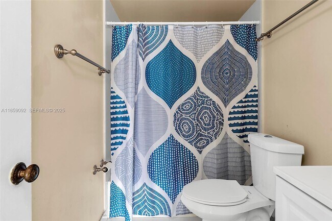 Building Photo - 7747 SW 86th St