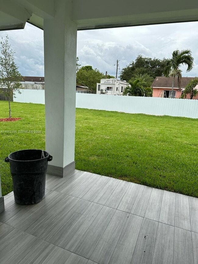 Building Photo - 15620 NW 39th Ct