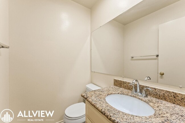 Building Photo - 16731 Bartlett Ln