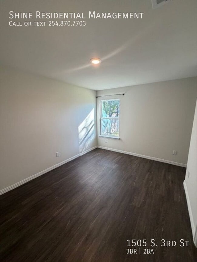 Building Photo - 1505 S 3rd St