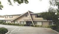 Building Photo - 818 W Huntington Dr