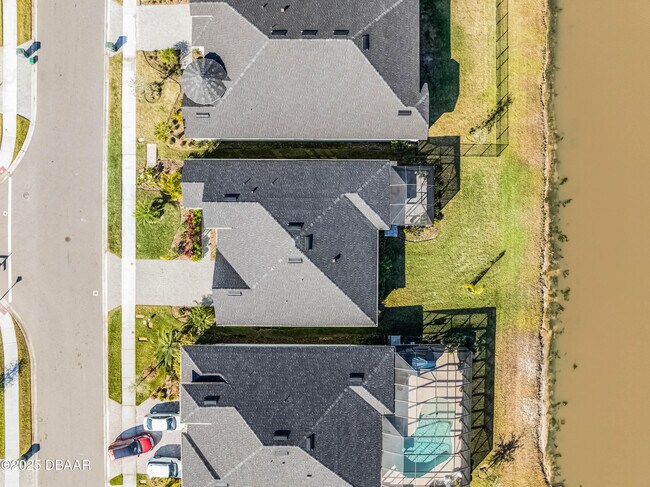 Building Photo - 636 Mosaic Blvd